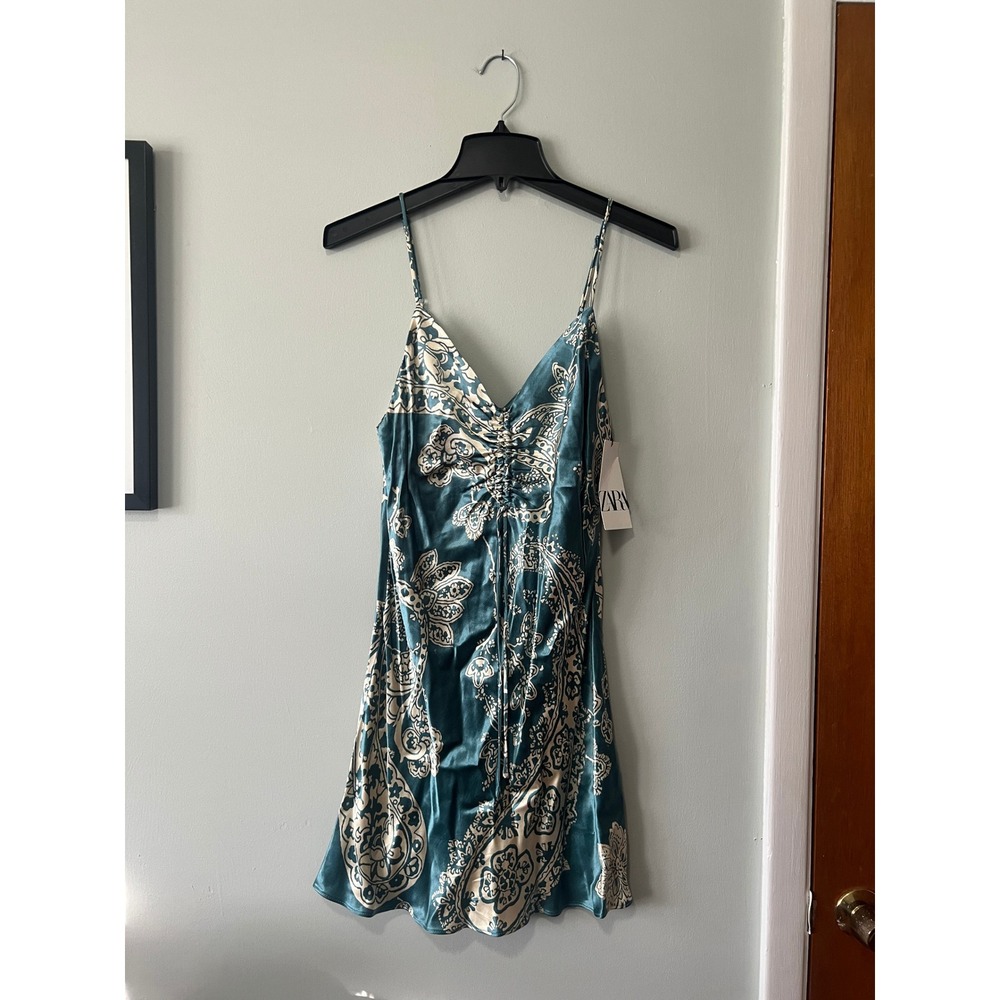 Zara Sleeveless Faux Silk Mini Dress V-neck Paisley Women Size M‎ NWT
